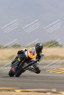 media/Sep-30-2023-SoCal Trackdays (Sat) [[636657bffb]]/Turn 15 (1120am)/